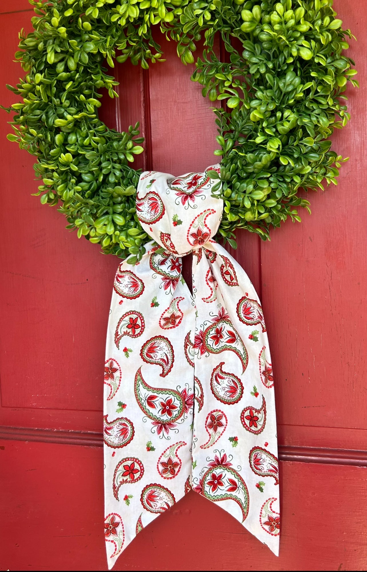 Paisley Holiday Cotton Wreath Sash